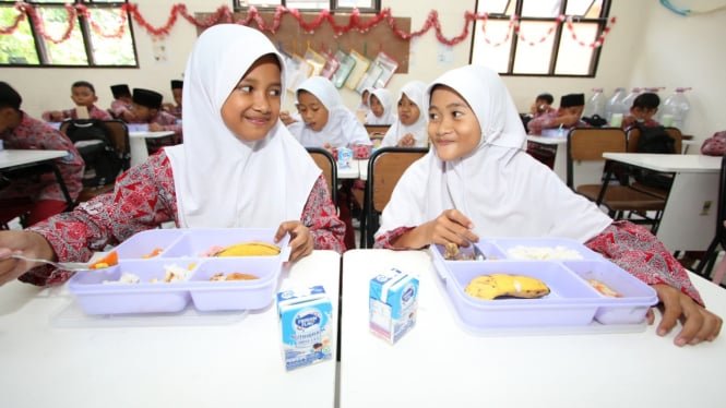 Program MBG di 100 Hari Pemerintahan Prabowo-Gibran: Makanan Lokal Jadi Prioritas
