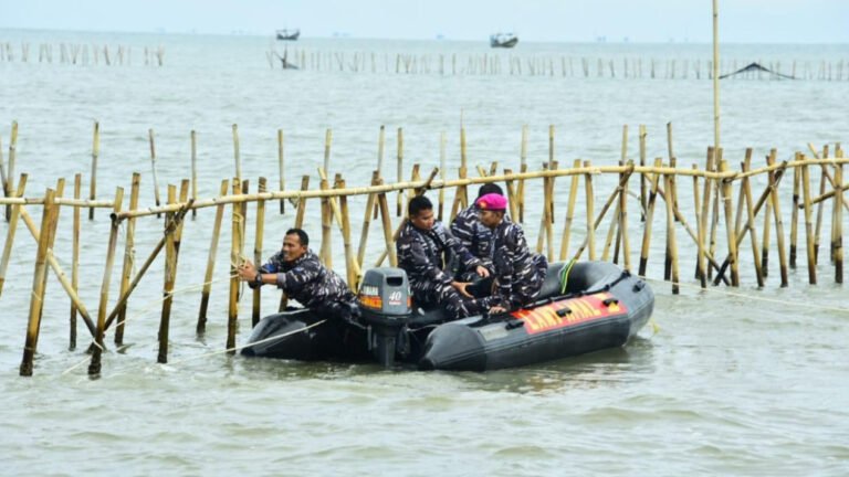 Peduli Nelayan, Presiden Prabowo Komitmen Bongkar Pagar Laut