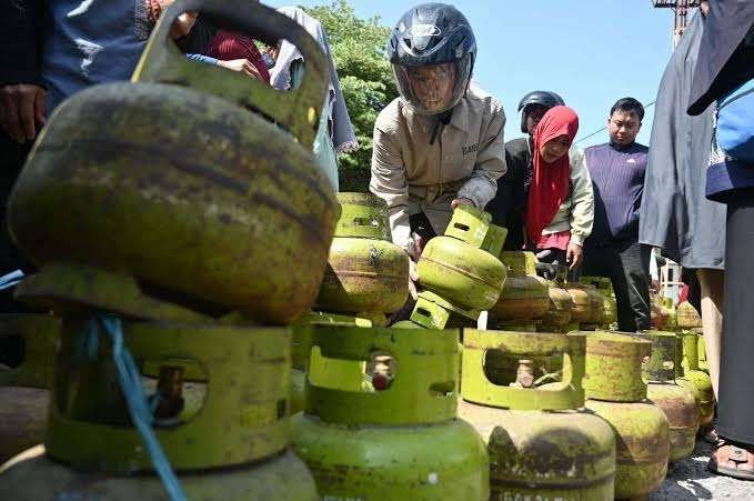 Pemerintah Bantu Peralihan Status Pedagang Gas LPG 3 Kg Menjadi Sub Pangkalan