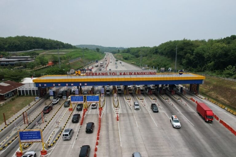 Diskon Tiket Transportasi dan Tarif Tol: Strategi Pemerintah Jaga Daya Beli Masyarakat di Mudik Lebaran 2025