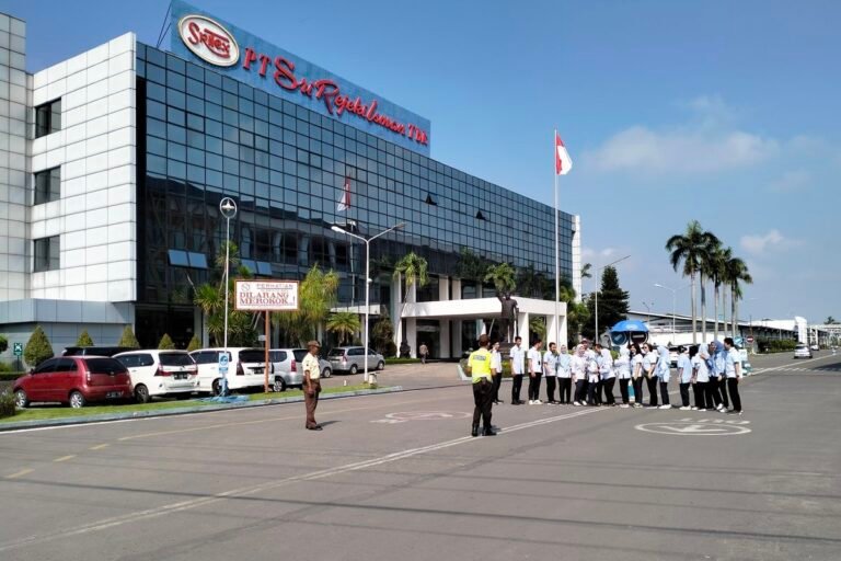 Pemerintah Bergerak Cepat, Siapkan Lapangan Kerja dan Lindungi Hak Korban PHK Massal PT Sritex