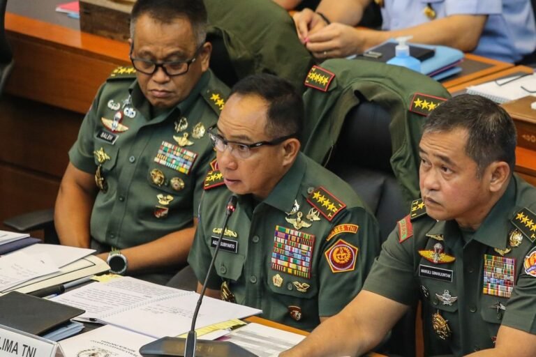 UU TNI Tegaskan Kembali Profesionalitas Prajurit TNI