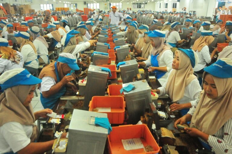 Pembentukan Satgas PHK Raih Dukungan dari Pemerintah Hingga Kelompok Buruh