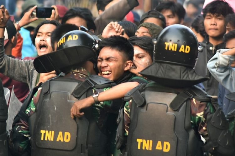 Waspada Demo Anarkis Agar Indonesia Tetap Damai dan Maju