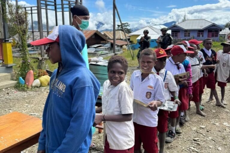 MBG Menyatukan Harapan dan Masa Depan Anak Papua