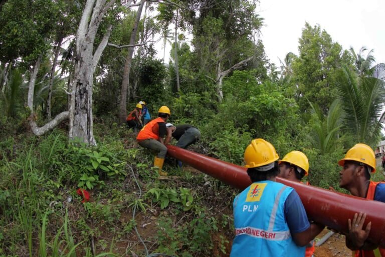 Listrik Masuk Desa, Harapan Baru Masyarakat 3T