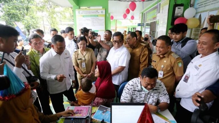 Pemerintah Perluas Layanan Kesehatan Gratis bagi 53 Juta Anak Sekolah