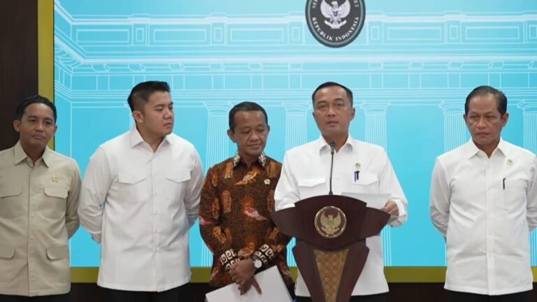 Pemerintah Respon Suara Masyarakat, Cabut Empat IUP di Raja Ampat