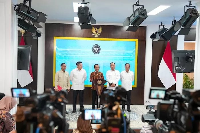 Presiden Prabowo Tegas Cabut Empat IUP di Raja Ampat