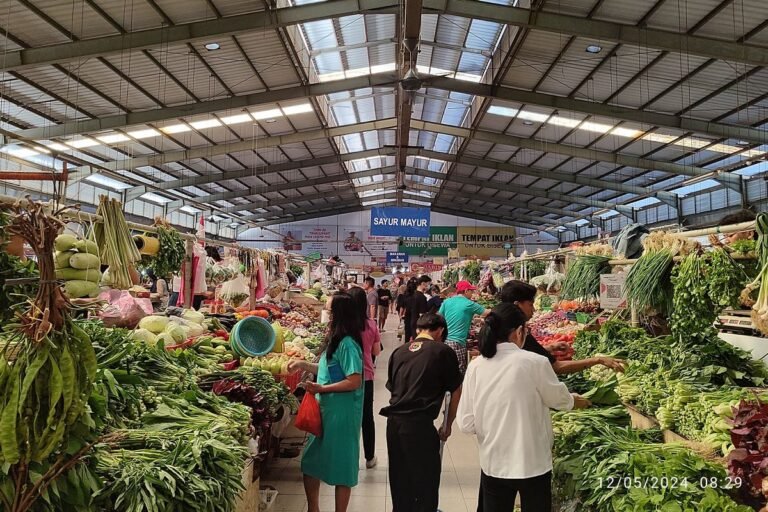 Pemerintah Fokus Jaga Pasar dan Cegah PHK di Semua Sektor