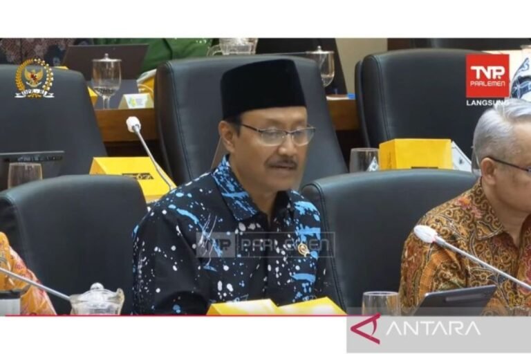 Pemerintah Evaluasi Distribusi Penerima Bansos agar Lebih Tepat Sasaran