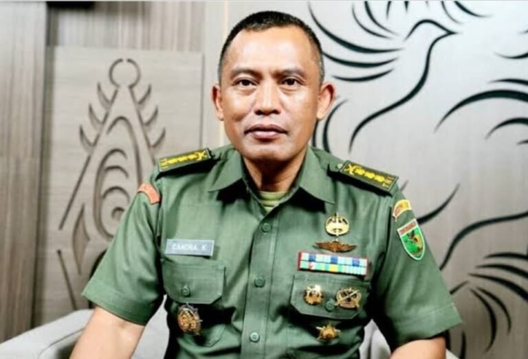 Waspada Hoaks OPM, TNI : Rumah Bupati Puncak yang Dibakar Bukan Pos Militer