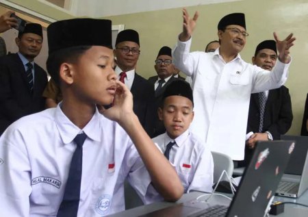 Program Sekolah Rakyat Resmi Dibuka dengan Fokus pada Pemberdayaan Anak-Anak Tidak Mampu