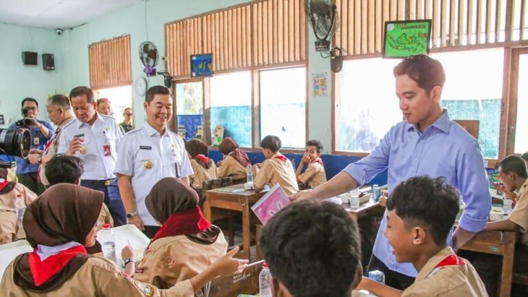 Pemanfaatan Teknologi Digital dalam Program Makan Bergizi Gratis (MBG) Kunci Keberhasilan Nasional