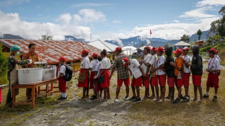 Pemerintah Daerah Siap Tunaikan Komitmen Sukseskan Program MBG di Papua