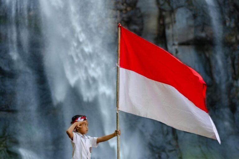 Pemerintah Imbau Generasi Muda Hormati Simbol Negara, Tanpa Bendera Bajak Laut