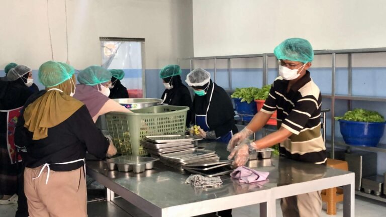 MBG Jadi Strategi Presiden Prabowo Tingkatkan  Ekonomi Rakyat dan Gizi Anak