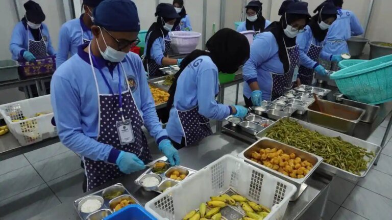 MBG Pastikan Pasokan Gizi Nasional: 33.000 SDM Terlatih Siap Distribusi Makanan Bergizi