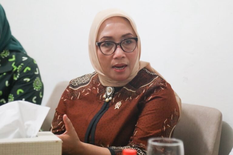 Pemerintah Perkuat Literasi Digital Anak dan Pemuda untuk Tangkal Risiko Judi Daring