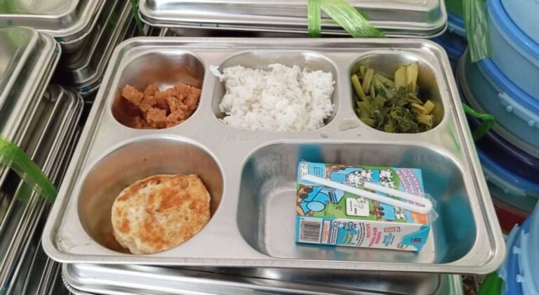 Pemerintah Terus Gencarkan Sosialisasi Pola Makan Sehat melalui Program MBG