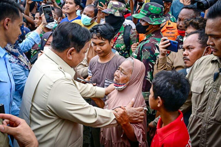 Pemerintah Perluas Akses Internet Posko Banjir Guna Edukasi Warga Waspadai Provokasi Separatis
