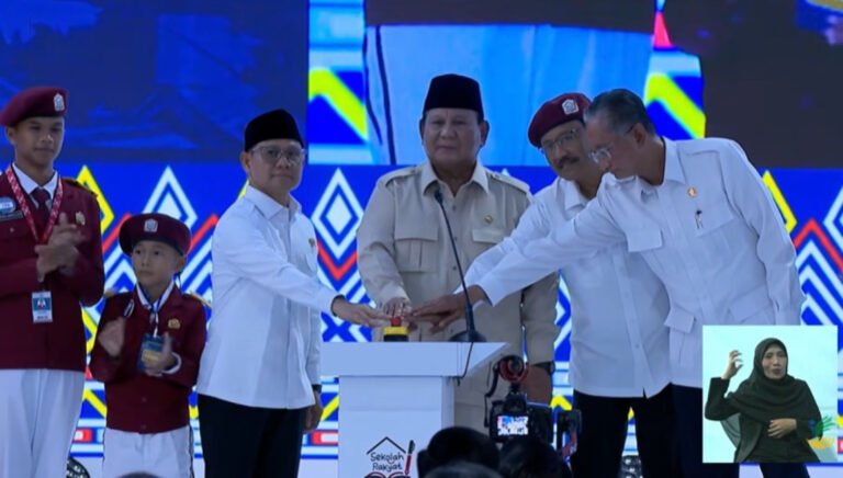 Prabowo Resmikan 166 Sekolah Rakyat, Pendidikan Kunci Putus Kemiskinan