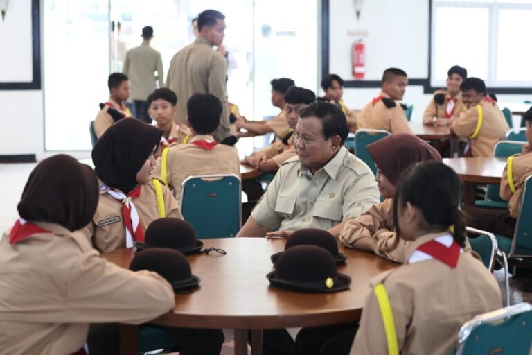 Presiden Teken Peresmian Sekolah Rakyat, Wujudkan Pendidikan Merata untuk Semua