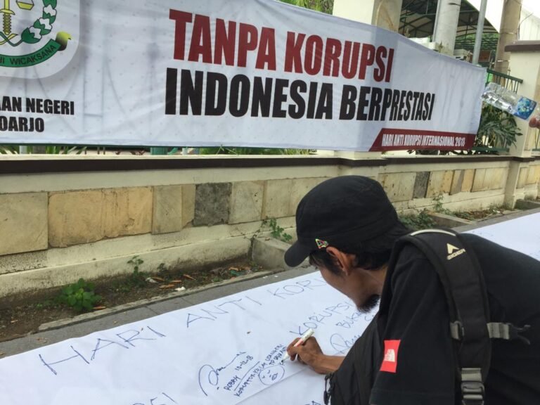 Lawan Korupsi sebagai Komitmen Bersama Negara dan Elit Publik