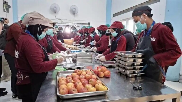 Higienitas Diperketat, Distribusi MBG Dilarang Gunakan Kantong Plastik Sederhana