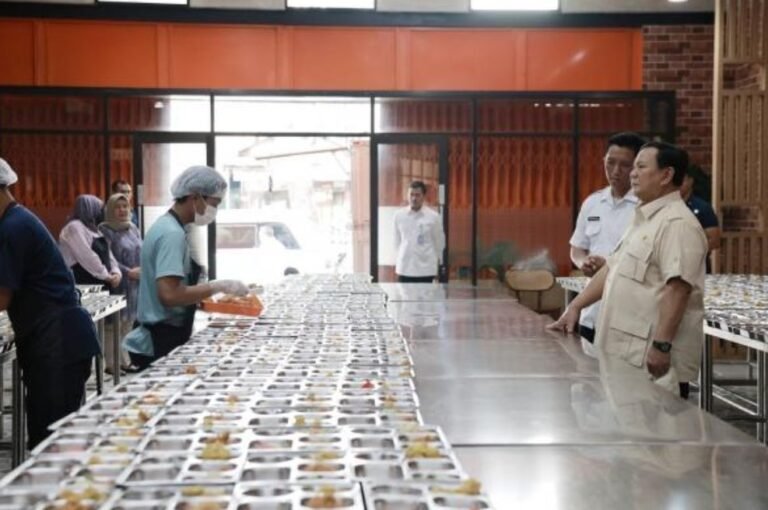 Survei Ungkap MBG Berkontribusi pada Tingginya Kepuasan Kinerja Pemerintah