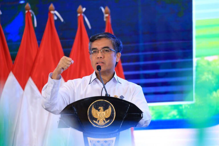 Menteri LH: Peringatan _May Day_ 2026 Memiliki Arti Yang Strategis Bagi Pekerja dan Buruh