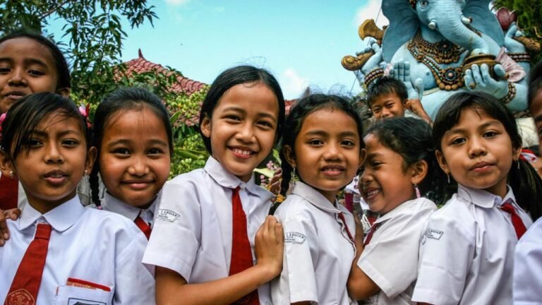 Pemda Dilibatkan Aktif, PP TUNAS Diperkuat hingga Lingkungan Sekolah
