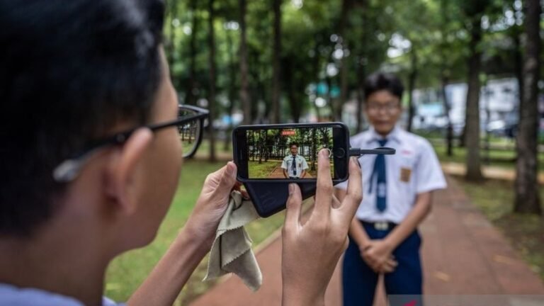 Menata Ruang Digital Anak melalui PP TUNAS dan Literasi Digital