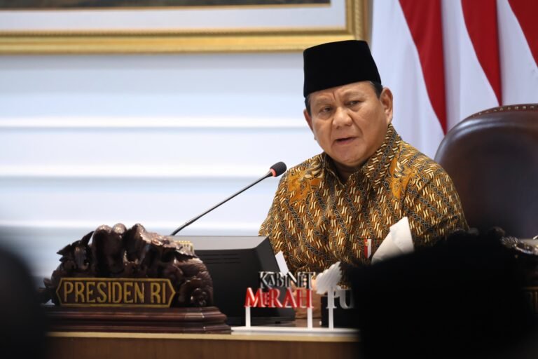 Presiden Prabowo Tegas Lawan Korupsi, Pungli, dan Praktik Beking Ilegal