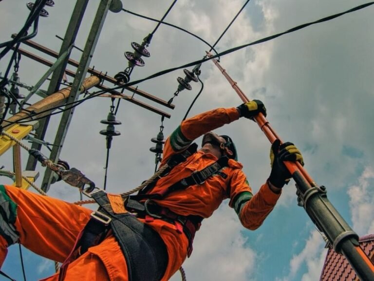 Seluruh Desa di Indonesia Masuk Target Pemerintah untuk Akses Listrik Merata