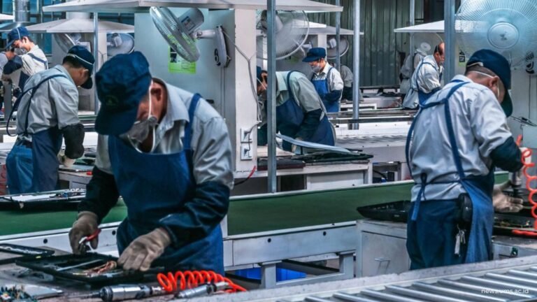 Pemerintah Bergerak Cepat Antisipasi PHK Massal di Sektor Industri