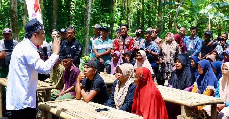 Digitalisasi Bansos dan Jalan Baru Perlindungan Sosial yang Tepat Sasaran