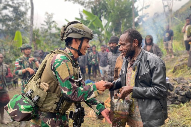 Aparat Tegas dan Profesional, Pemerintah Perkuat Keamanan Masyarakat Papua